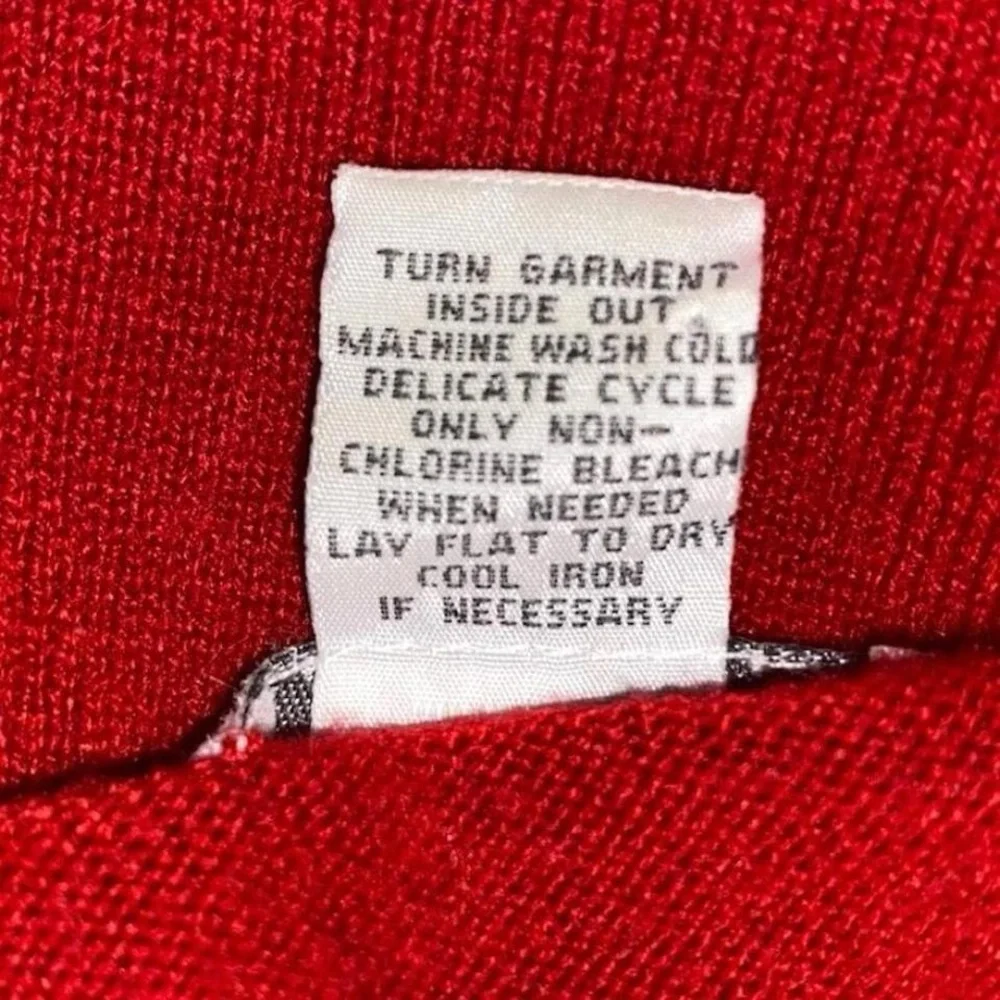 Vintage Avenue Red V-Neck Sweater Women's Plus Size 14/16 Acrylic Knit Tunic